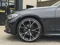 USED 2022 71 BMW 3 SERIES 2.0 320d MHT SE Pro Touring 5dr Diesel Hybrid Auto xDrive Euro 6 (s/s) (190 ps) SE PLUS PACKAGE +VIRTUAL COCKPIT +REVERSE CAM + HEATED SEATS