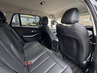 USED 2022 71 BMW 3 SERIES 2.0 320d MHT SE Pro Touring 5dr Diesel Hybrid Auto xDrive Euro 6 (s/s) (190 ps) SE PLUS PACKAGE +VIRTUAL COCKPIT +REVERSE CAM + HEATED SEATS