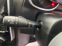 USED 2017 67 RENAULT CLIO 1.2 16V Dynamique Nav Hatchback 5dr Petrol Manual Euro 6 (75 ps) 
