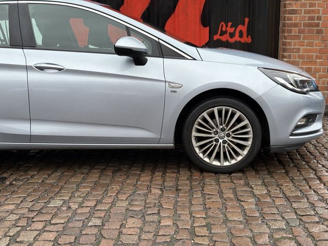 2018 VAUXHALL ASTRA - Photo 9