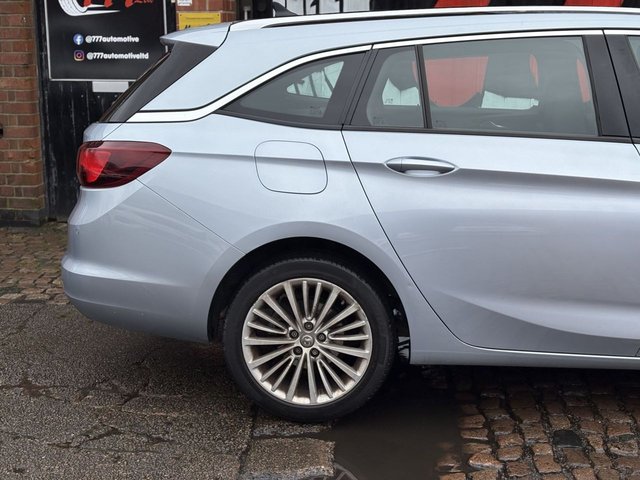 2018 VAUXHALL ASTRA - Photo 11