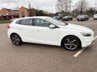 USED 2015 15 VOLVO V40 2.0 D2 R-Design Nav Hatchback 5dr Diesel Manual Euro 6 (s/s) (120 ps) AIR CON, MOT FEBRUARY 2027