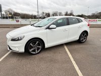 USED 2015 15 VOLVO V40 2.0 D2 R-Design Nav Hatchback 5dr Diesel Manual Euro 6 (s/s) (120 ps) AIR CON, MOT FEBRUARY 2027