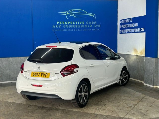 2017 PEUGEOT 208 - Photo 3