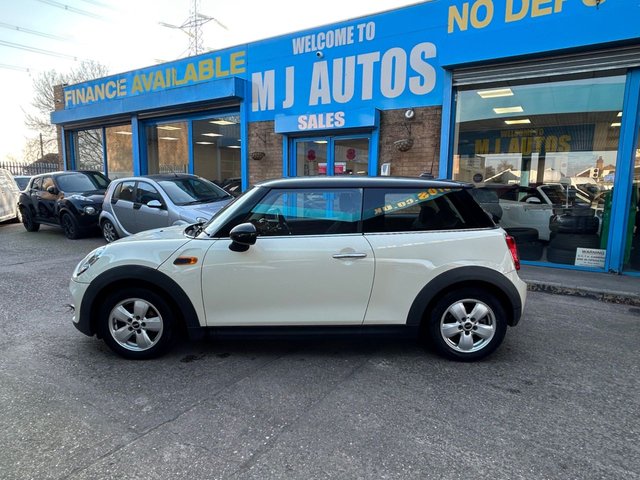 2014 MINI Hatch 1.5L Cooper 3dr - Photo 4