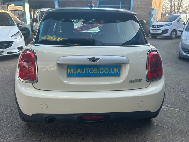 2014 MINI Hatch 1.5L Cooper 3dr - Photo 5