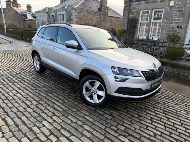 View our Skoda Karoq range