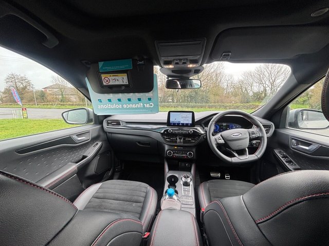 2021 FORD KUGA - Photo 3