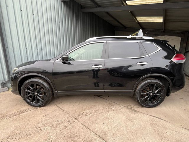 2015 NISSAN X-TRAIL 1.6 dCi Tekna SUV 5dr Diesel Manual 4WD Euro 5 (s/s) (130 ps) - Photo 11