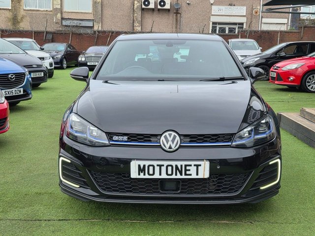 2017 VOLKSWAGEN GOLF 1.4 TSI 8.7kWh GTE Advance Hatchback 5dr Petrol Plug-in Hybrid DSG Euro 6 (s/s) (204 ps) - Photo 4