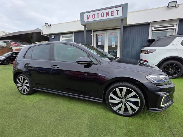 2017 VOLKSWAGEN GOLF 1.4 TSI 8.7kWh GTE Advance Hatchback 5dr Petrol Plug-in Hybrid DSG Euro 6 (s/s) (204 ps) - Photo 10