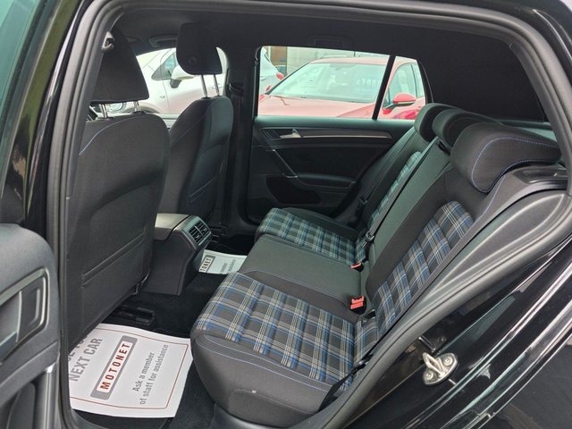 2017 VOLKSWAGEN GOLF 1.4 TSI 8.7kWh GTE Advance Hatchback 5dr Petrol Plug-in Hybrid DSG Euro 6 (s/s) (204 ps) - Photo 12