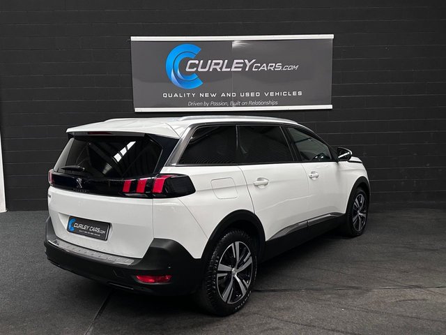 2019 PEUGEOT 5008 - Photo 10