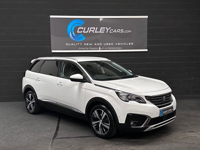 View our PEUGEOT 5008