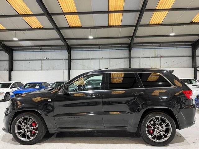 View our JEEP GRAND CHEROKEE SRT8