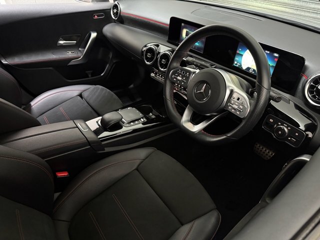 2020 MERCEDES-BENZ A-CLASS 1.3 A200 AMG Line Hatchback 5dr Petrol 7G-DCT Euro 6 (s/s) (163 ps) - Photo 11