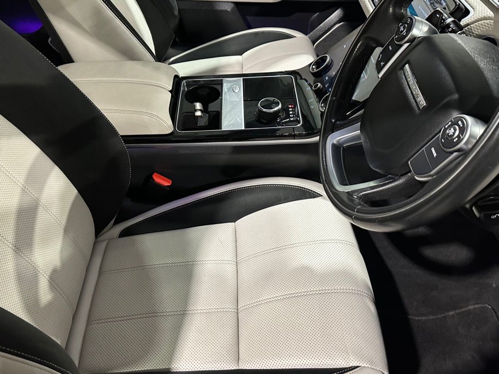 USED 2019 68 LAND ROVER RANGE ROVER VELAR 2.0 D180 R-Dynamic SE SUV 5dr Diesel Auto 4WD Euro 6 (s/s) (180 ps) 