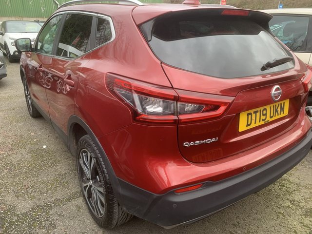 2019 NISSAN QASHQAI 1.3 DIG-T N-Connecta SUV 5dr Petrol Manual Euro 6 (s/s) (140 ps) - Photo 4