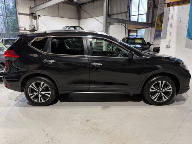 View our Nissan X-Trail