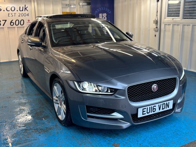 2016 Jaguar Xe 2L R-Sport 4dr - Photo 10