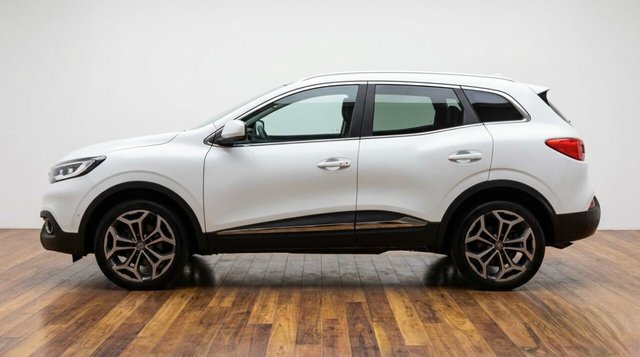 2022 RENAULT KADJAR - Photo 8