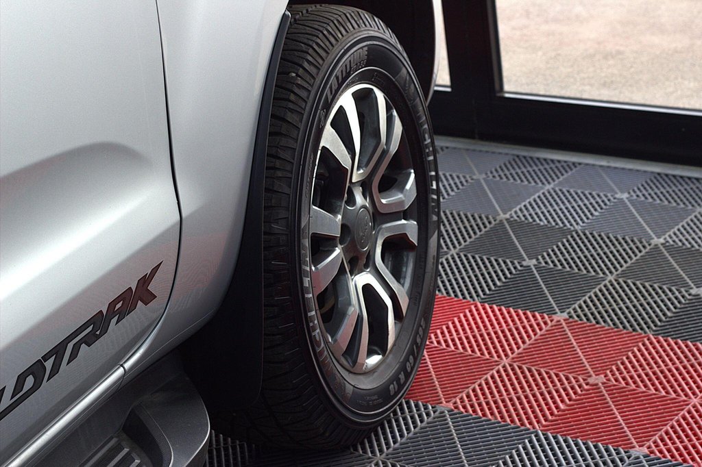 USED 2020 70 FORD RANGER 3.2 TDCi Wildtrak Auto 4WD Euro 6 (s/s) 4dr ALLOYS|HARDTOP CANOPY