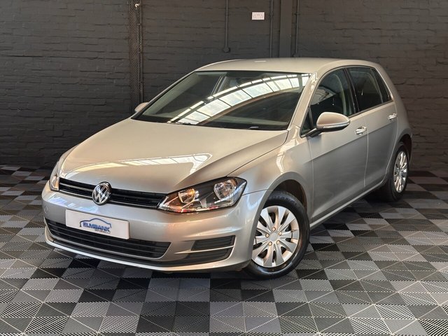 2015 VOLKSWAGEN GOLF - Photo 2