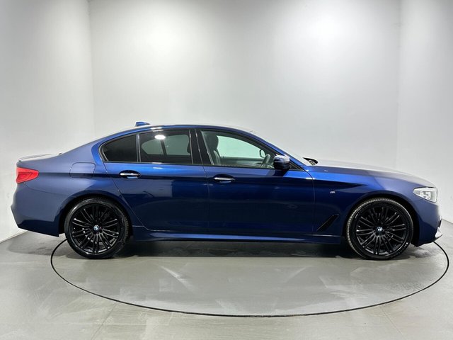 2018 BMW 5 Series - Photo 9