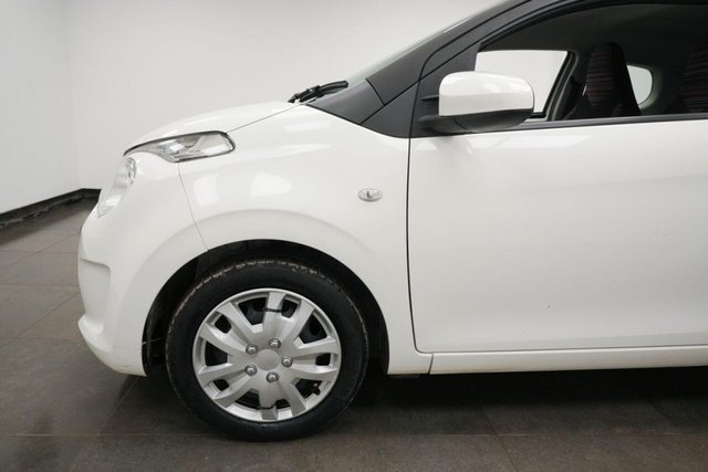 2017 CITROEN C1 1.2 PureTech Feel Euro 6 3dr - Photo 6