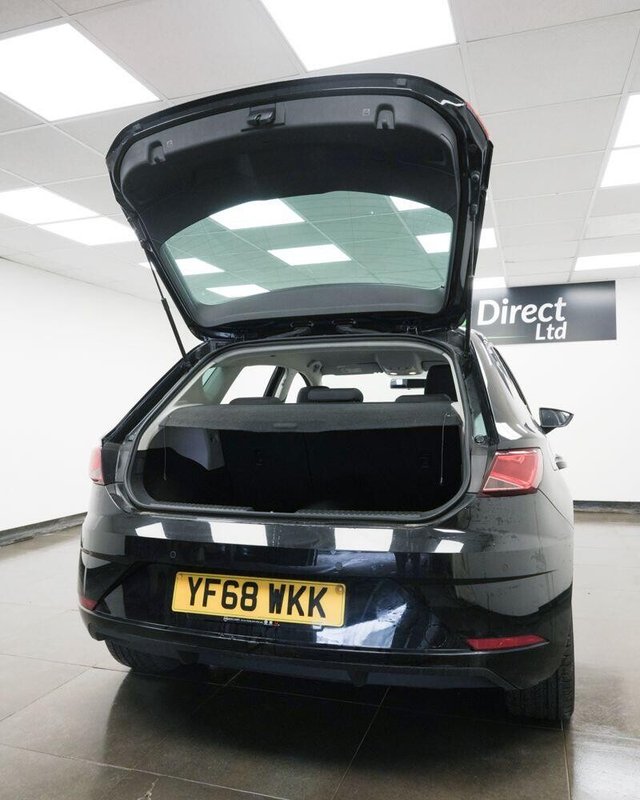 2018 SEAT LEON 1.6 TDI SE Dynamic Euro 6 (s/s) 5dr - Photo 8