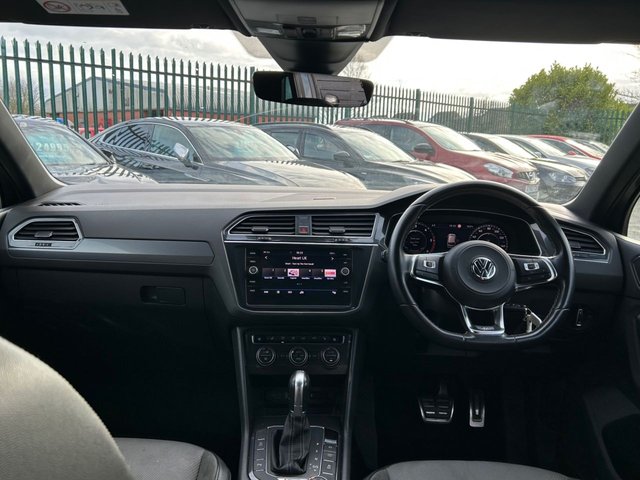 2017 Volkswagen Tiguan 2L R-Line 5dr - Photo 3