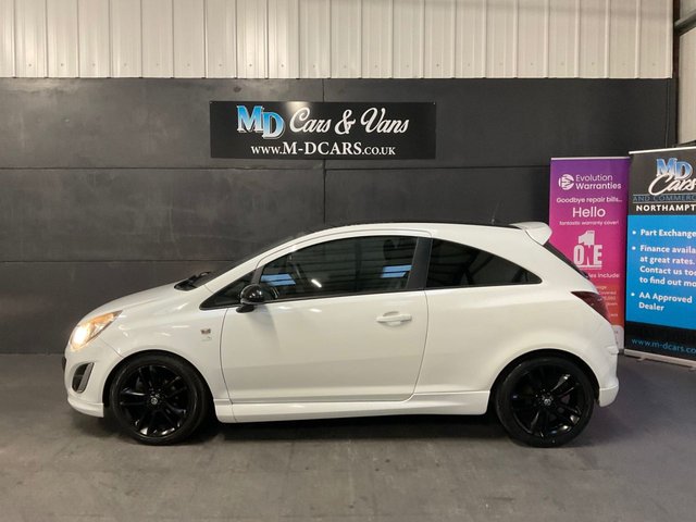 2013 VAUXHALL CORSA 1.2 16V Limited Edition Hatchback 3dr Petrol Manual Euro 5 (85 ps) - Photo 12