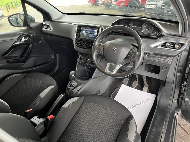 2016 PEUGEOT 208 2016 1.2 PureTech Active Hatchback 3dr Petrol Manual Euro 6 (82 ps) - Photo 12