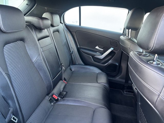 2019 MERCEDES-BENZ A-CLASS 1.5 A180d Sport (Premium) Hatchback 5dr Diesel 7G-DCT Euro 6 (s/s) (116 ps) - Photo 5