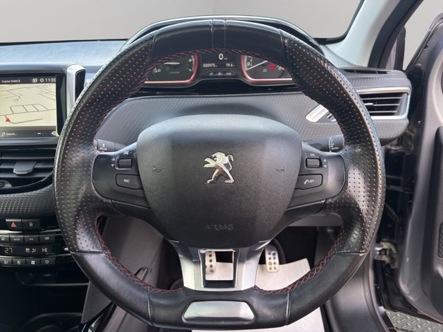 2019 Peugeot 2008 1.2L Gt Line 5dr - Photo 11