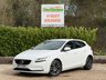 USED 2017 17 VOLVO V40 2.0 D2 Momentum Hatchback 5dr Diesel Manual Euro 6 (s/s)  DAB, Climate, Bluetooth