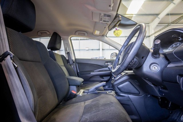 2016 Honda CR-V 2L SE Plus 5dr - Photo 3