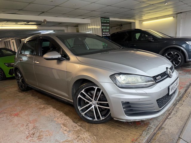 View our VOLKSWAGEN GOLF