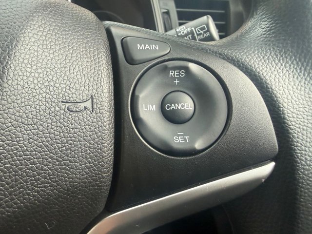 2018 Honda Jazz 1.3L SE Navi 5dr - Photo 9