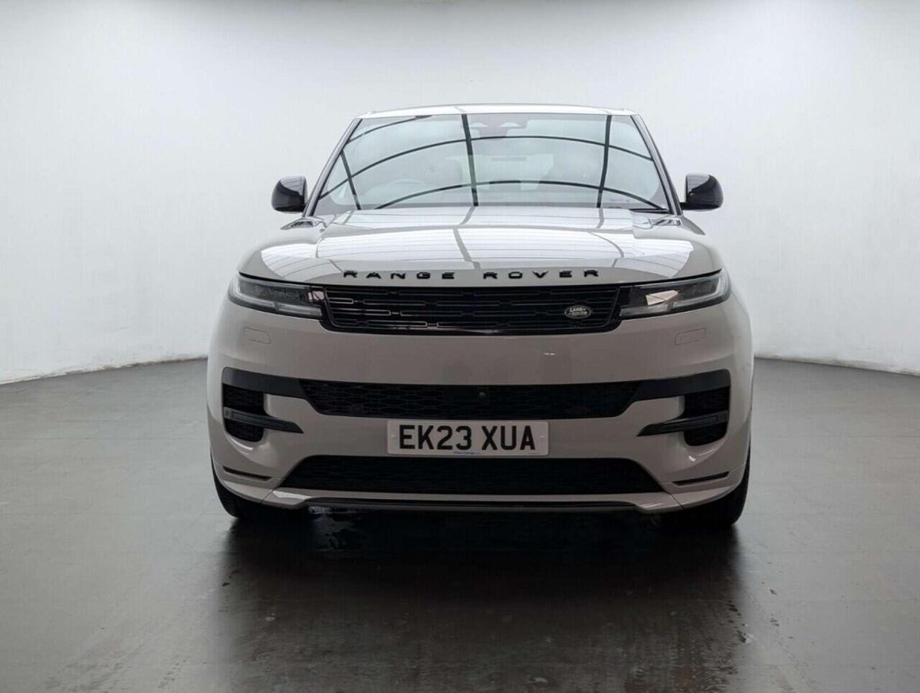 Used 2023 23 LAND ROVER RANGE ROVER SPORT 3.0 P440e 38.2kWh Dynamic SE SUV 5dr Petrol Plug-in Hybrid Auto 4WD Euro 6 (s/s) (440 ps) CLICK & COLLECT/HOME DELIVERY