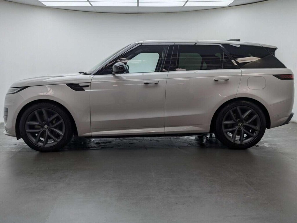 Used 2023 23 LAND ROVER RANGE ROVER SPORT 3.0 P440e 38.2kWh Dynamic SE SUV 5dr Petrol Plug-in Hybrid Auto 4WD Euro 6 (s/s) (440 ps) CLICK & COLLECT/HOME DELIVERY