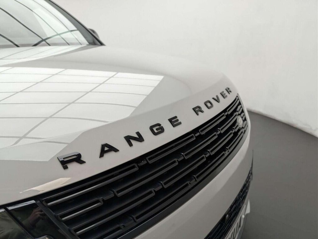 Used 2023 23 LAND ROVER RANGE ROVER SPORT 3.0 P440e 38.2kWh Dynamic SE SUV 5dr Petrol Plug-in Hybrid Auto 4WD Euro 6 (s/s) (440 ps) CLICK & COLLECT/HOME DELIVERY