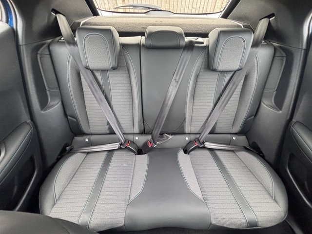 2021 PEUGEOT E-2008 - Photo 10