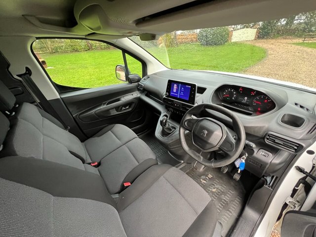 2020 PEUGEOT PARTNER 1.5 BlueHDi 950 Professional Long Panel Van 6dr Diesel Manual LWB Euro 6 (s/s) (100 bhp) - Photo 10