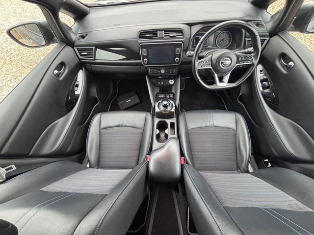 2022 NISSAN LEAF - Photo 10