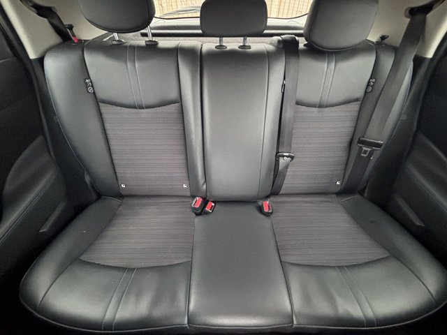 2022 NISSAN LEAF - Photo 11