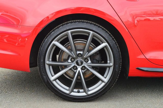 2018 AUDI A4 2.0 TDI 35 Black Edition Saloon 4dr Diesel S Tronic Euro 6 (s/s) (150 ps) - Photo 8