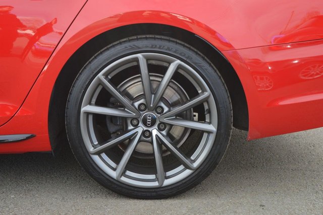 2018 AUDI A4 2.0 TDI 35 Black Edition Saloon 4dr Diesel S Tronic Euro 6 (s/s) (150 ps) - Photo 11