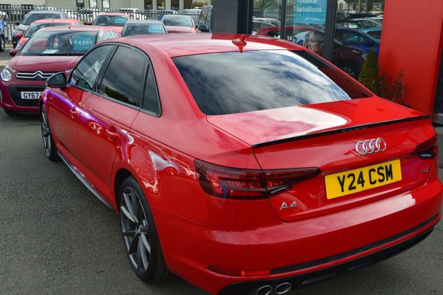 2018 AUDI A4 2.0 TDI 35 Black Edition Saloon 4dr Diesel S Tronic Euro 6 (s/s) (150 ps) - Photo 6