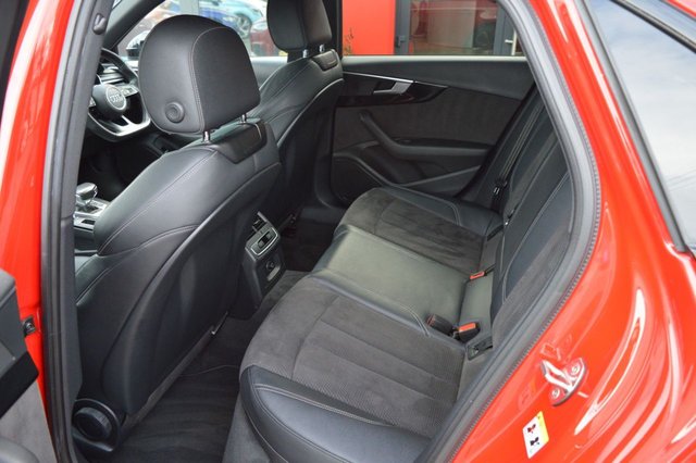 2018 AUDI A4 2.0 TDI 35 Black Edition Saloon 4dr Diesel S Tronic Euro 6 (s/s) (150 ps) - Photo 12